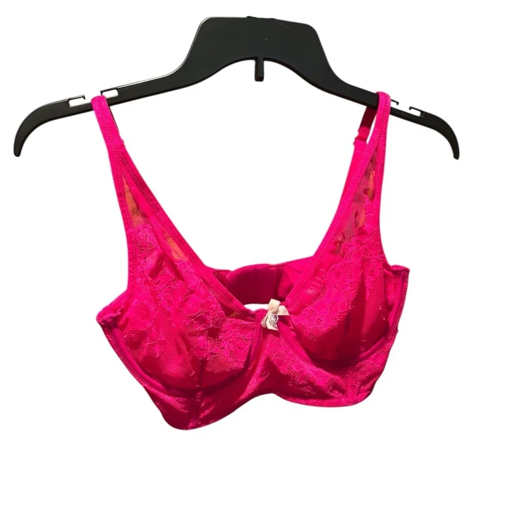 Victoria's Secret Body by Victoria Unlined Demi in Pink 32DD